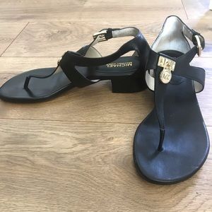 New without tag Michael Kors Sandal